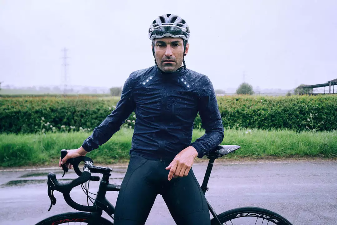 Men's Clothing Metier Beacon Men's Rain Cape 2 Men's Clothing Metier Beacon Men's Rain Cape