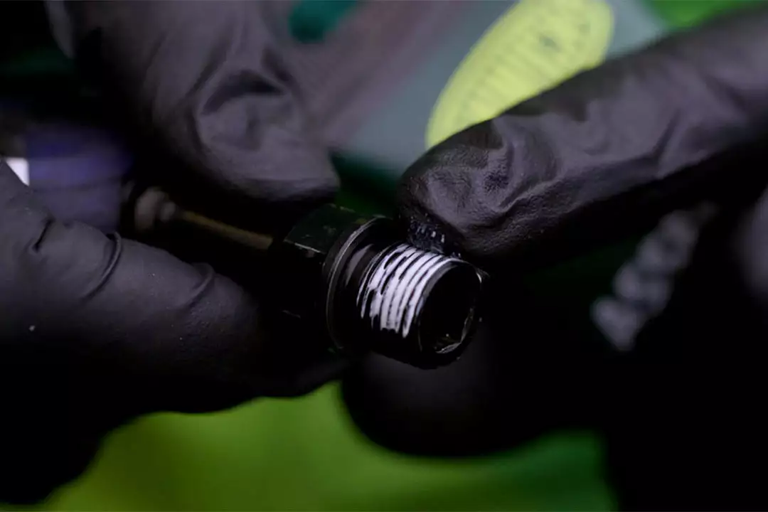 Fenwicks Bike Maintenance Fenwick's Assembly Grease 2 Fenwicks Bike Maintenance Fenwick's Assembly Grease