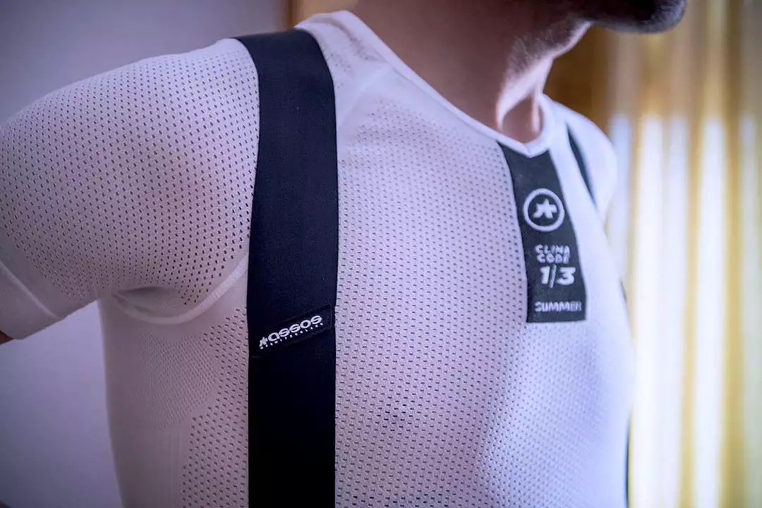 Men's Clothing Assos Equipe RS S9 Bib Shorts 5 Men's Clothing Assos Equipe RS S9 Bib Shorts