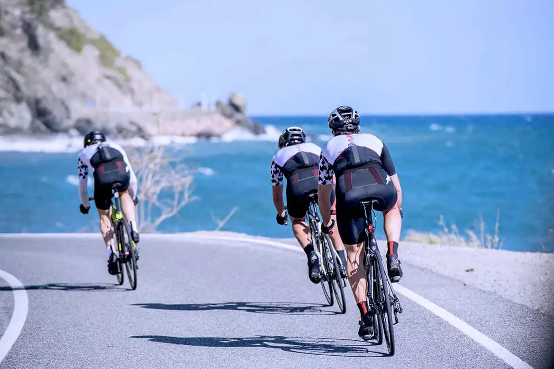 Men's Clothing Assos Equipe RS S9 Bib Shorts 6 Men's Clothing Assos Equipe RS S9 Bib Shorts