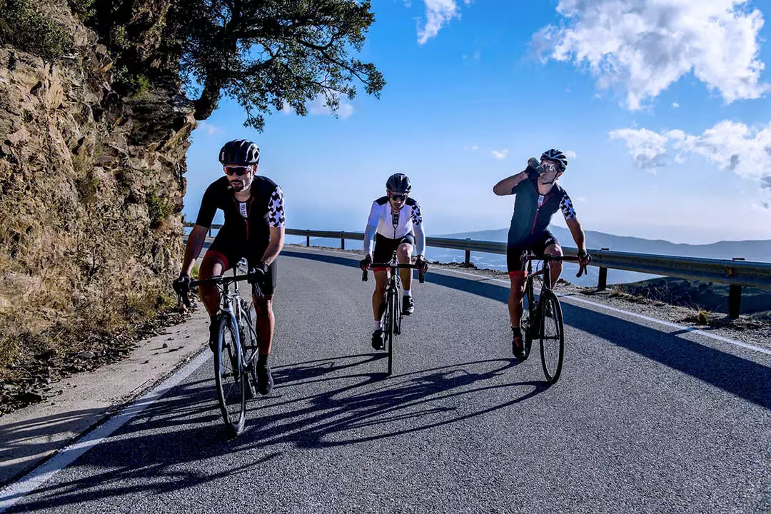 Men's Clothing Assos Equipe RS S9 Bib Shorts 7 Men's Clothing Assos Equipe RS S9 Bib Shorts