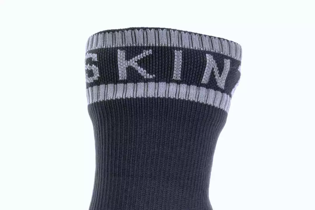 Clothing Accessories Sealskinz Waterproof All Weather Cycle Oversock 7 Clothing Accessories Sealskinz Waterproof All Weather Cycle Oversock