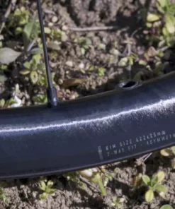 Wheels, Rims & Hubs Campagnolo Levante Carbon Disc Wheelset